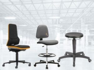 chaises et tabourets