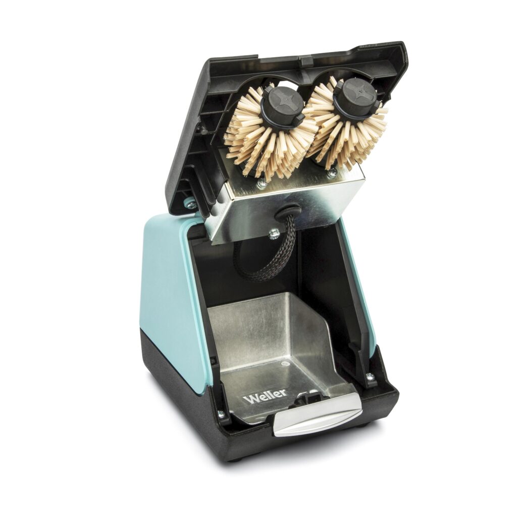 le WATC100 de WellerTools nettoie les pointes de soudure et les pincettes en un clin d'œil sans laisser aucun résidu